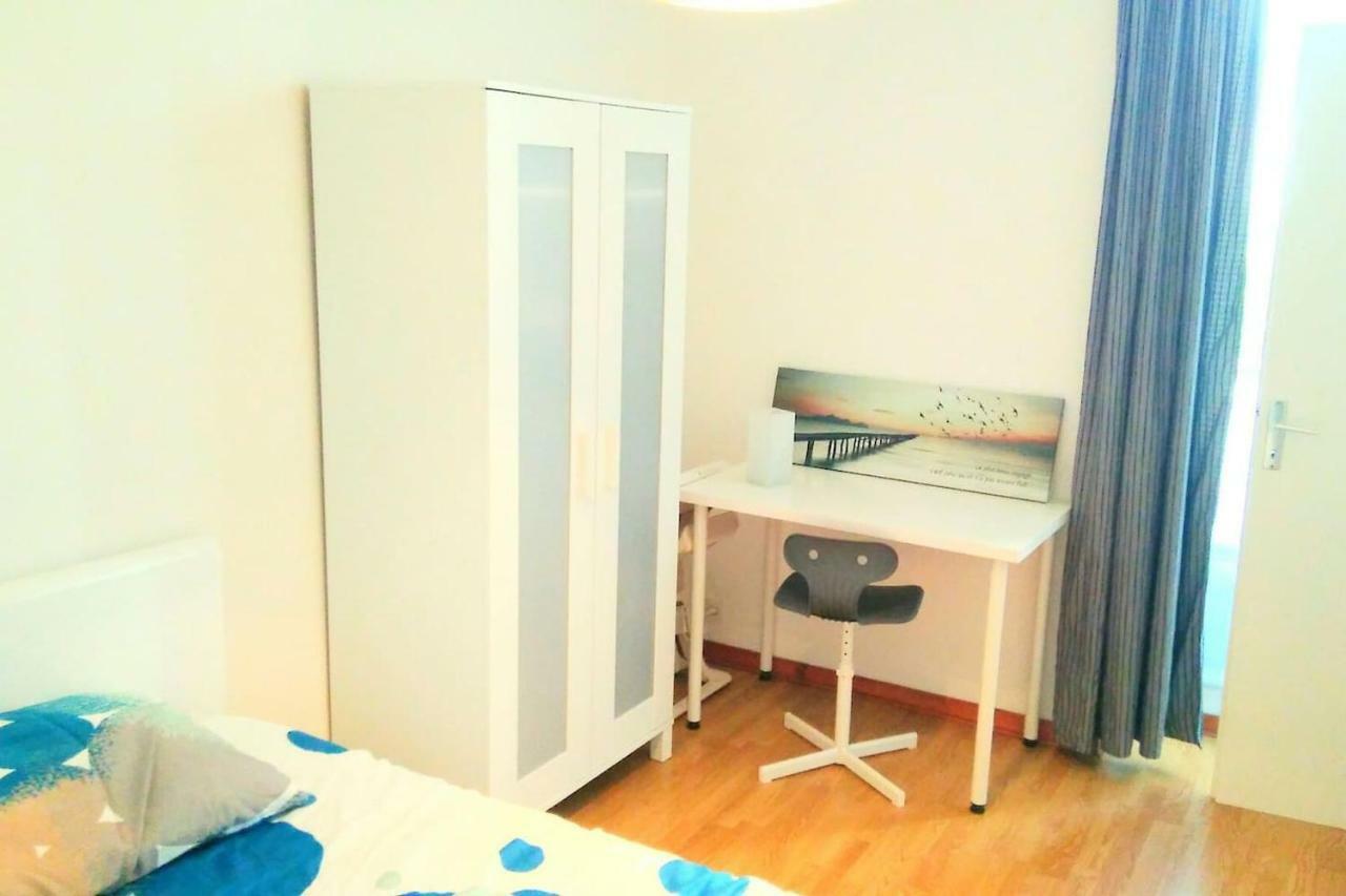Appart Calme & Moderne Au Coeur De La Ville + Wifi La Rochelle  Exterior foto